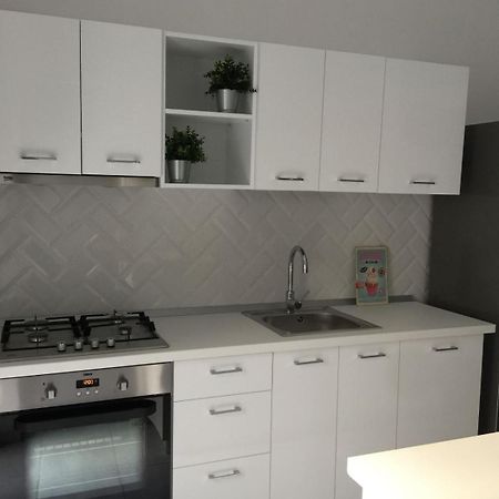 Luxury 2Bdrm Apt Бухарест Екстер'єр фото